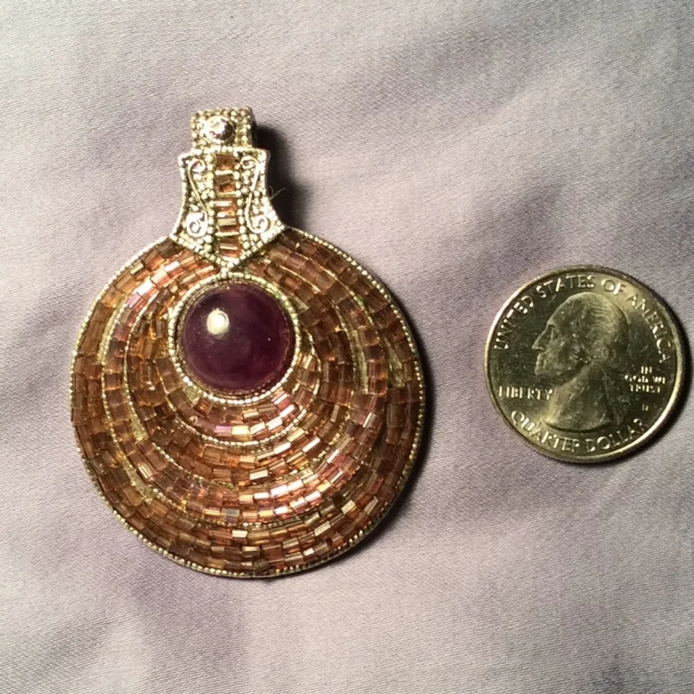 Necklace Pendant with maroon stone